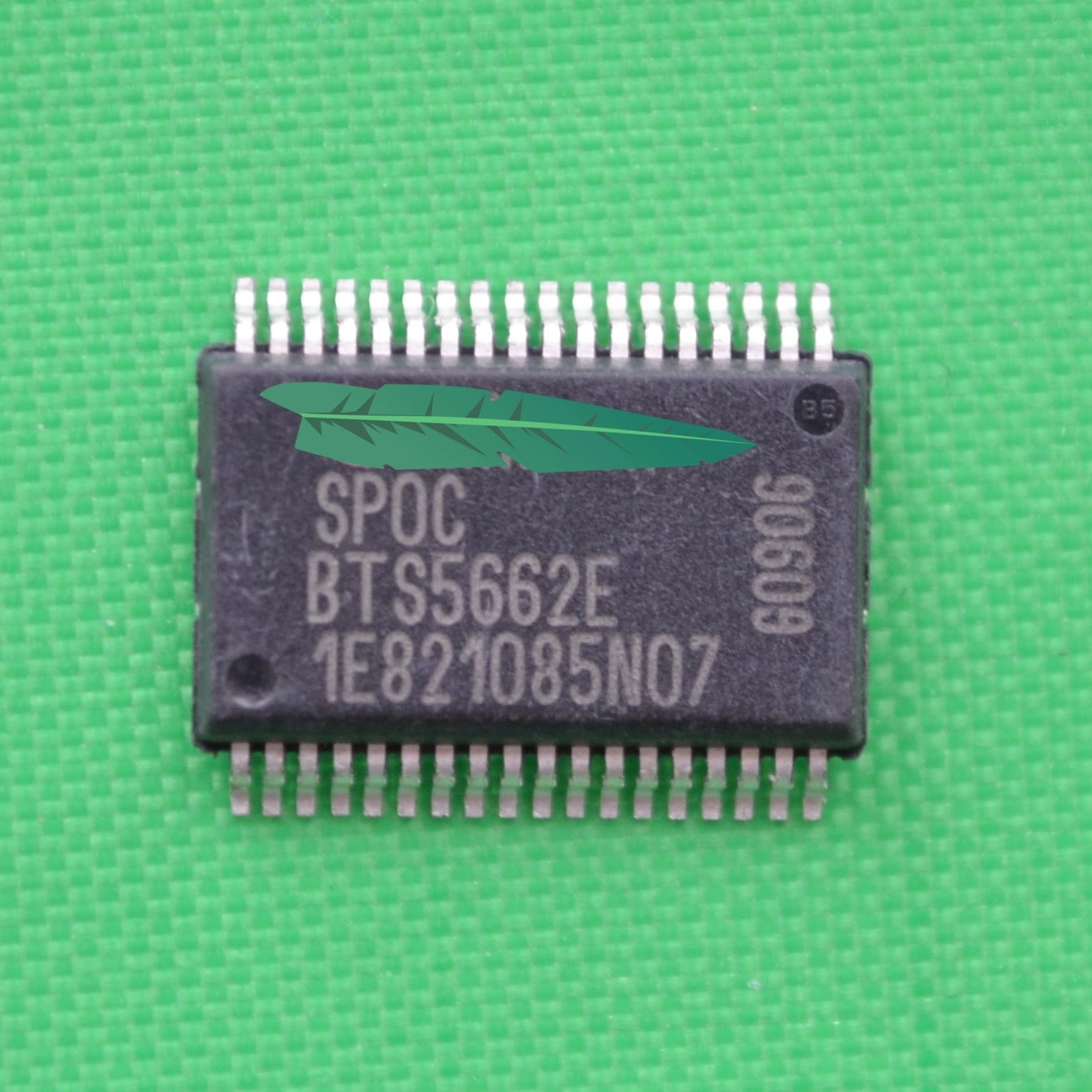 BTS5662E Automotive 6-Channel High-Side Power Switch IC - 24A, SPI Control, Lighting Control